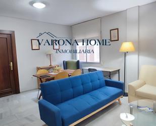 Flat to rent in Calle del Doce de Octubre, Zona Centro
