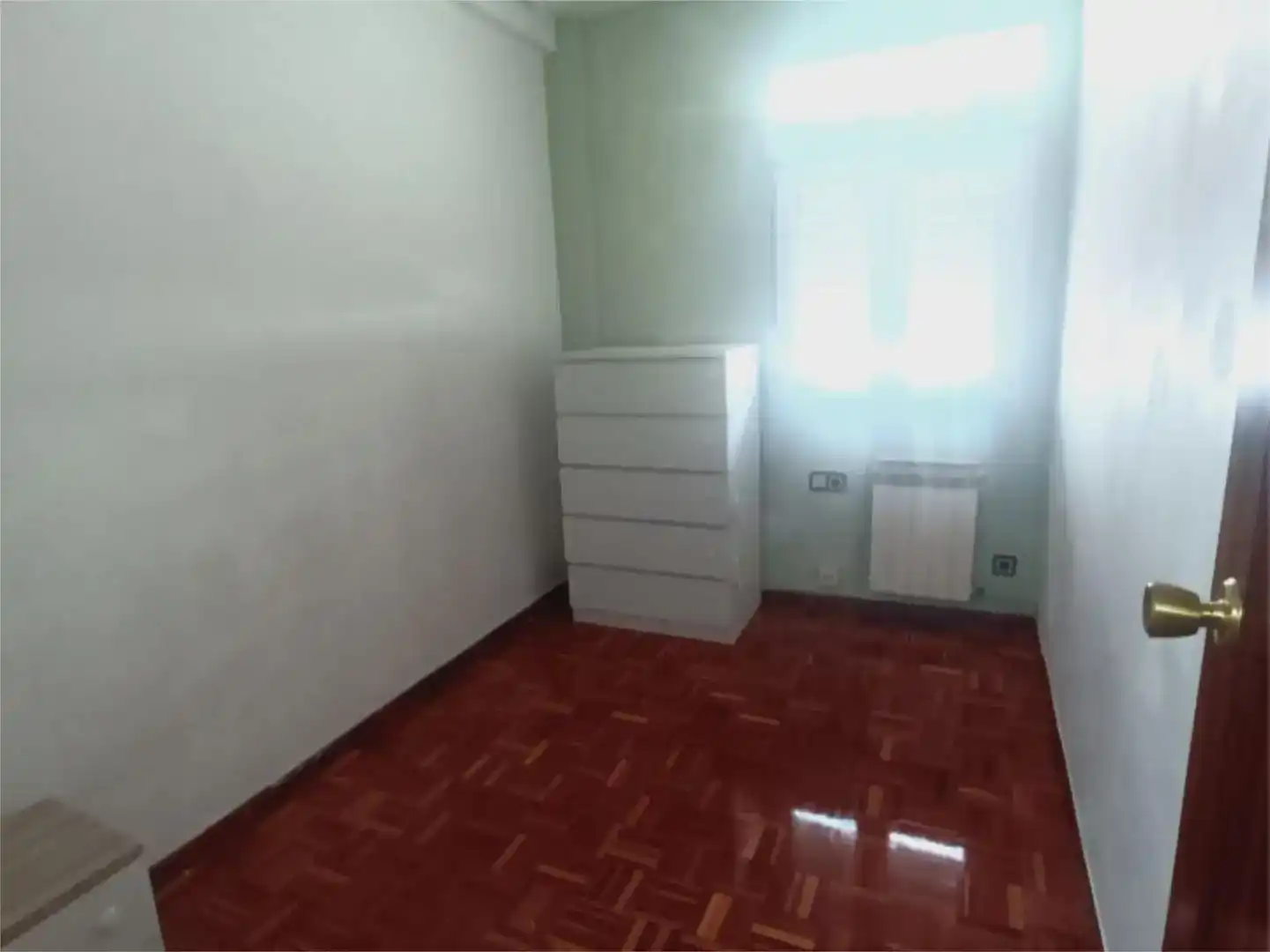 Schlafzimmer von Wohnung zum Verkauf in Vitoria - Gasteiz mit Balkon