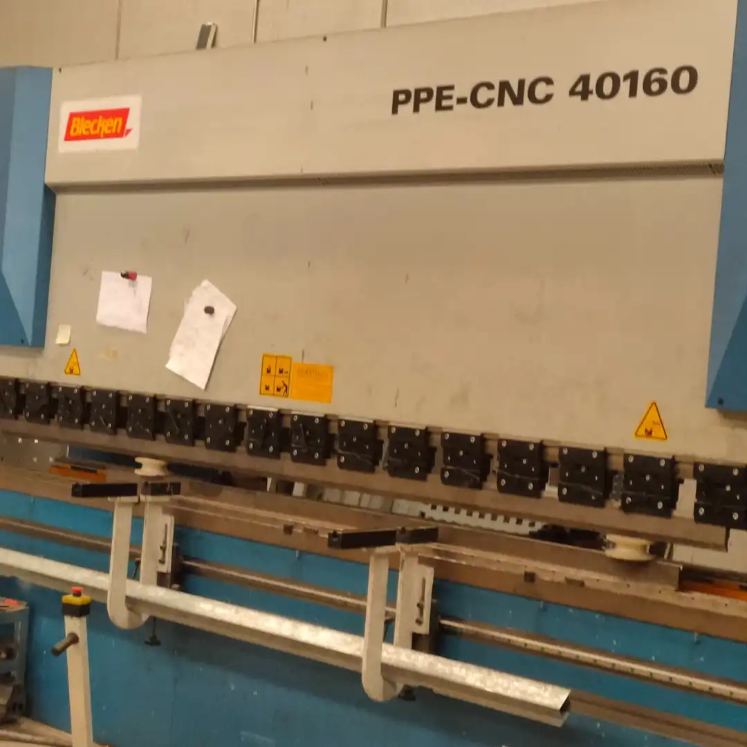 Außenansicht von Fabrikhallen zur Miete in L'Arboç