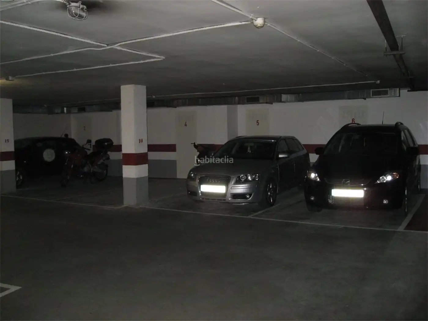 Individual de lloguer a Calle de la Cuarta Avenida 80