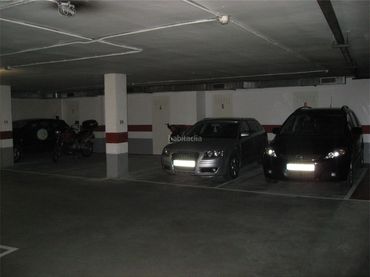 Einzelparkplatz zur Miete in Calle de la Cuarta Avenida 80