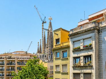 Pis amb balcó en venda a Eixample