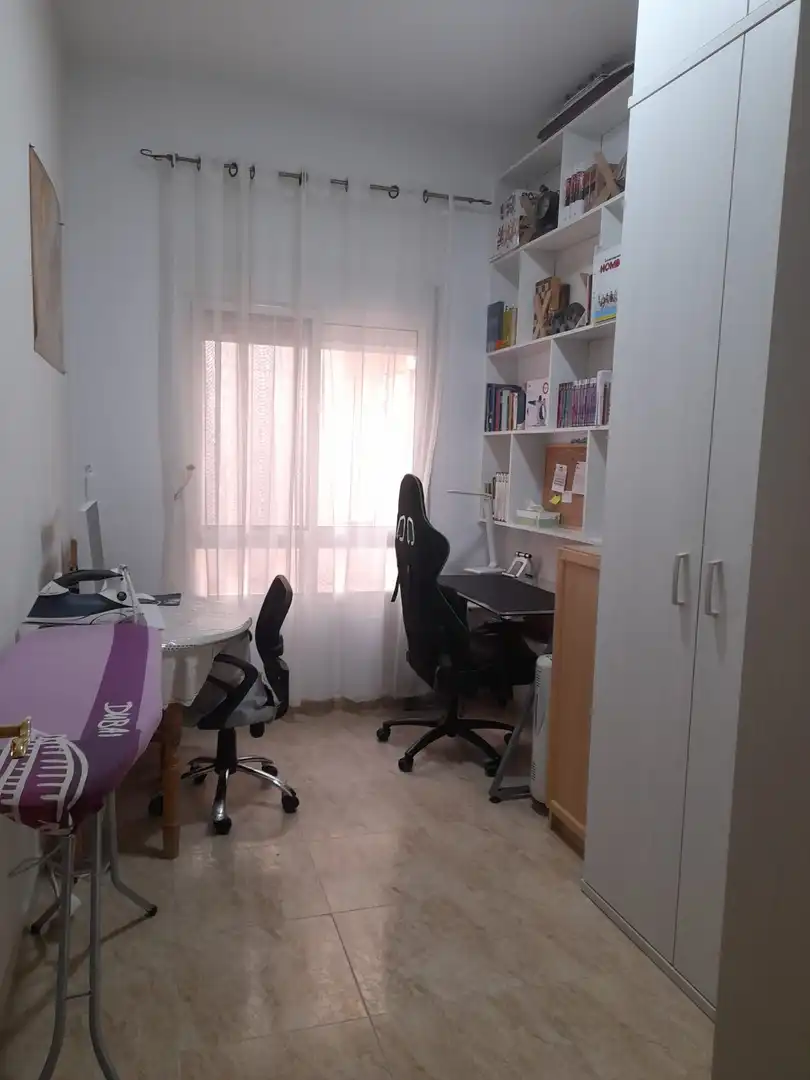 Schlafzimmer von Wohnung zum Verkauf in Puerto Lumbreras mit Möbliert, Ofen und Mikrowelle