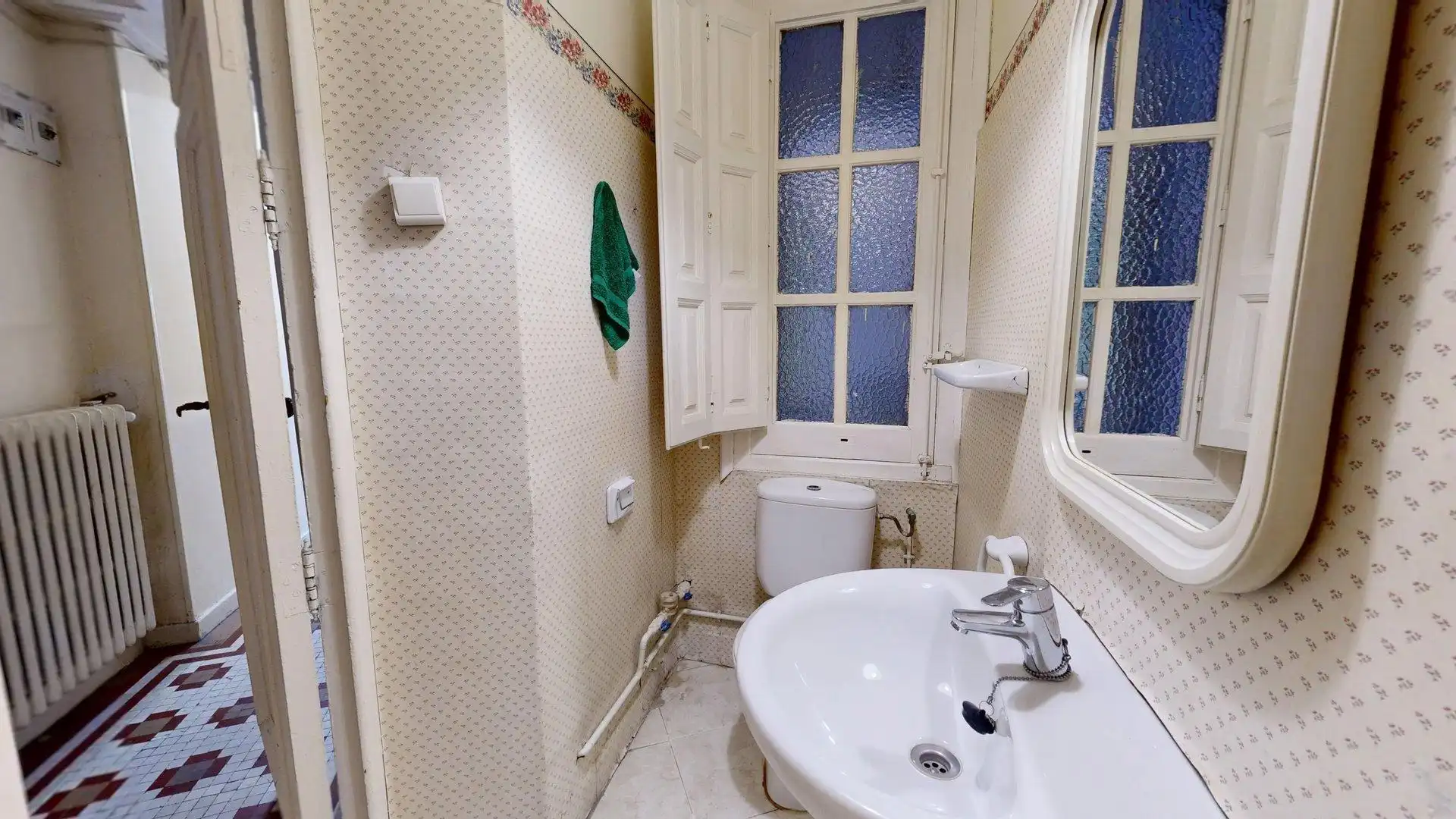 Baño de Piso en venta en Zaragoza con Calefacción y Trastero