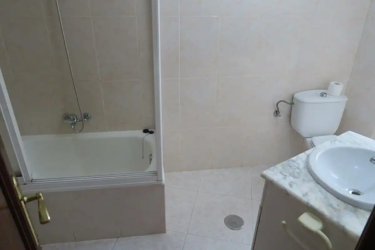 Piso de alquiler en Barcelona, Agra del Orzán - Ventorrillo