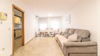 Living room of Flat for sale in Carlet  with Air Conditioner, Heating and Parquet flooring