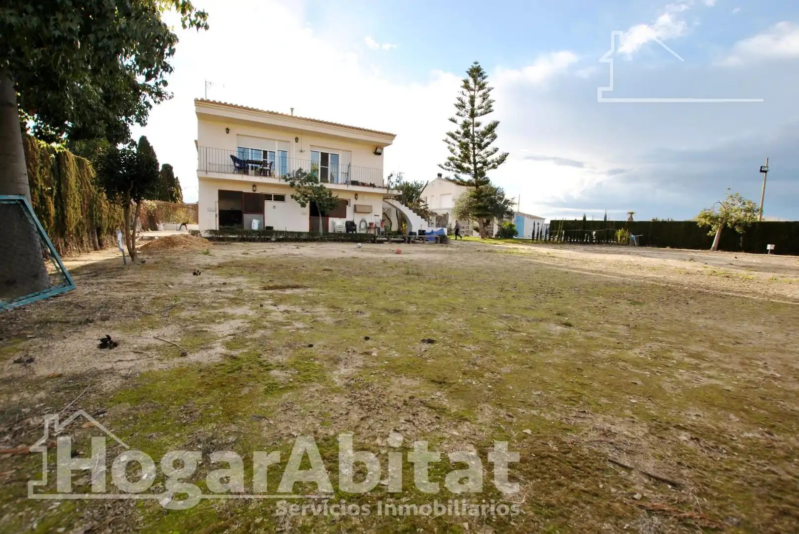 Jardí de Casa o xalet en venda en Oliva amb Aire condicionat, Jardí privat i Terrassa