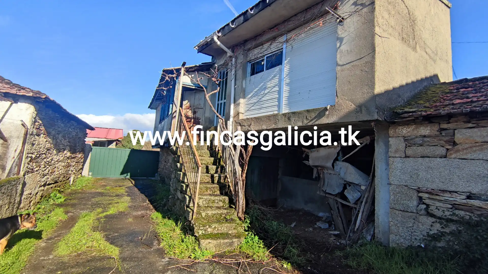 Casa adosada en venta en Vilardevós