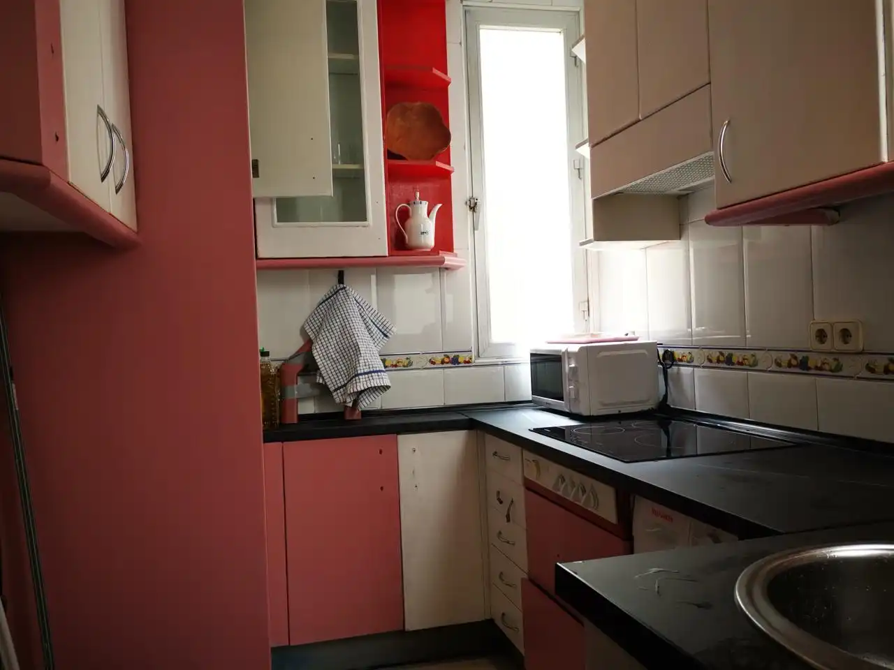 Piso de alquiler en Calle del Mesón de Paredes, Embajadores - Lavapiés