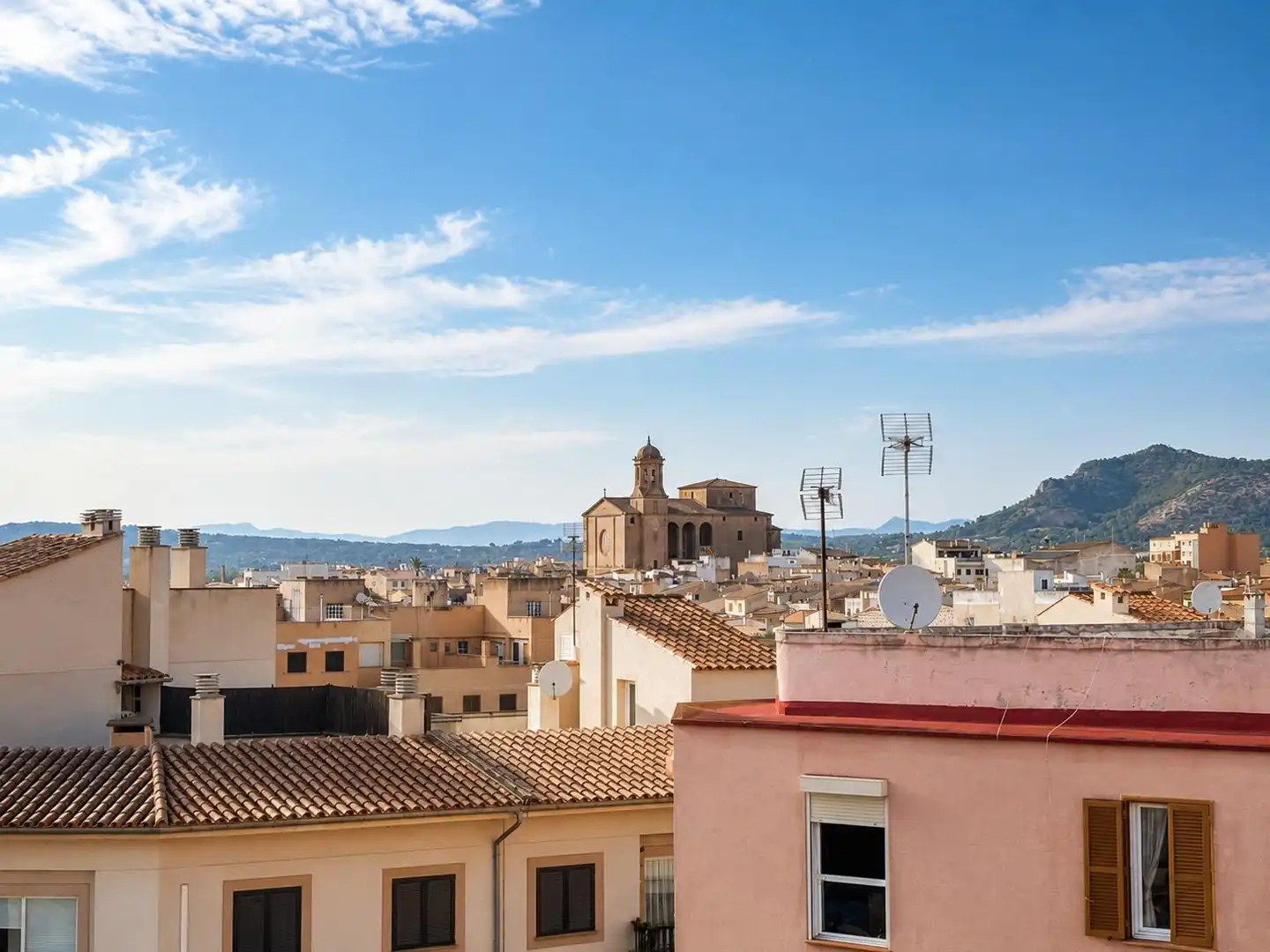 Vista exterior de Àtic en venda en Llucmajor amb Aire condicionat, Terrassa i Balcó