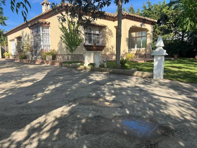 Casa-chalet en Venta en Pelagatos - Pago del Humo