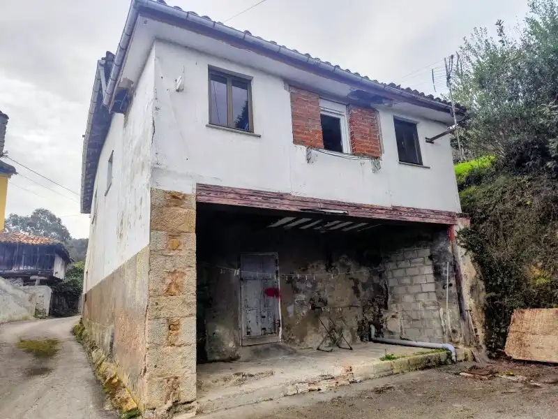 Außenansicht von Haus oder Chalet zum Verkauf in Pravia