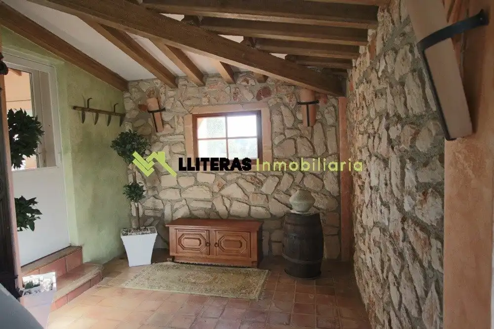 Country house zum Verkauf in Inca mit Klimaanlage, Privatgarten und Terrasse