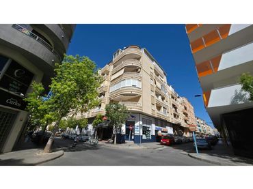Apartament amb piscina en venda a Calle Ramon Gallud