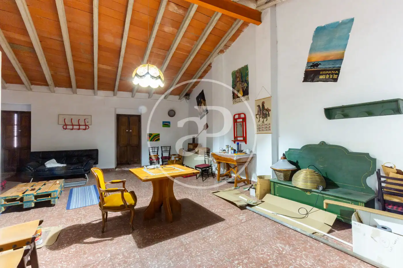 Sala d'estar de Finca rústica en venda en Utiel amb Calefacció, Terrassa i Traster
