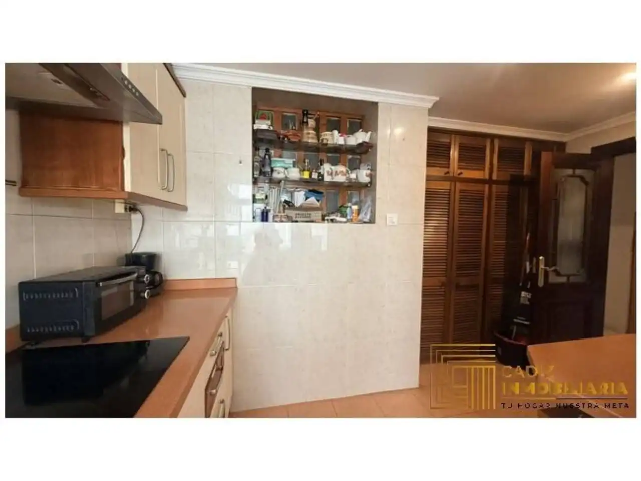 Cocina de Piso en venta en Cádiz con Aire acondicionado
