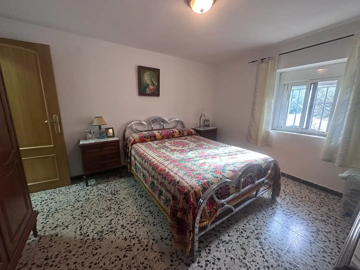 Dormitori de Finca rústica en venda en Alcaucín amb Jardí privat, Terrassa i Moblat