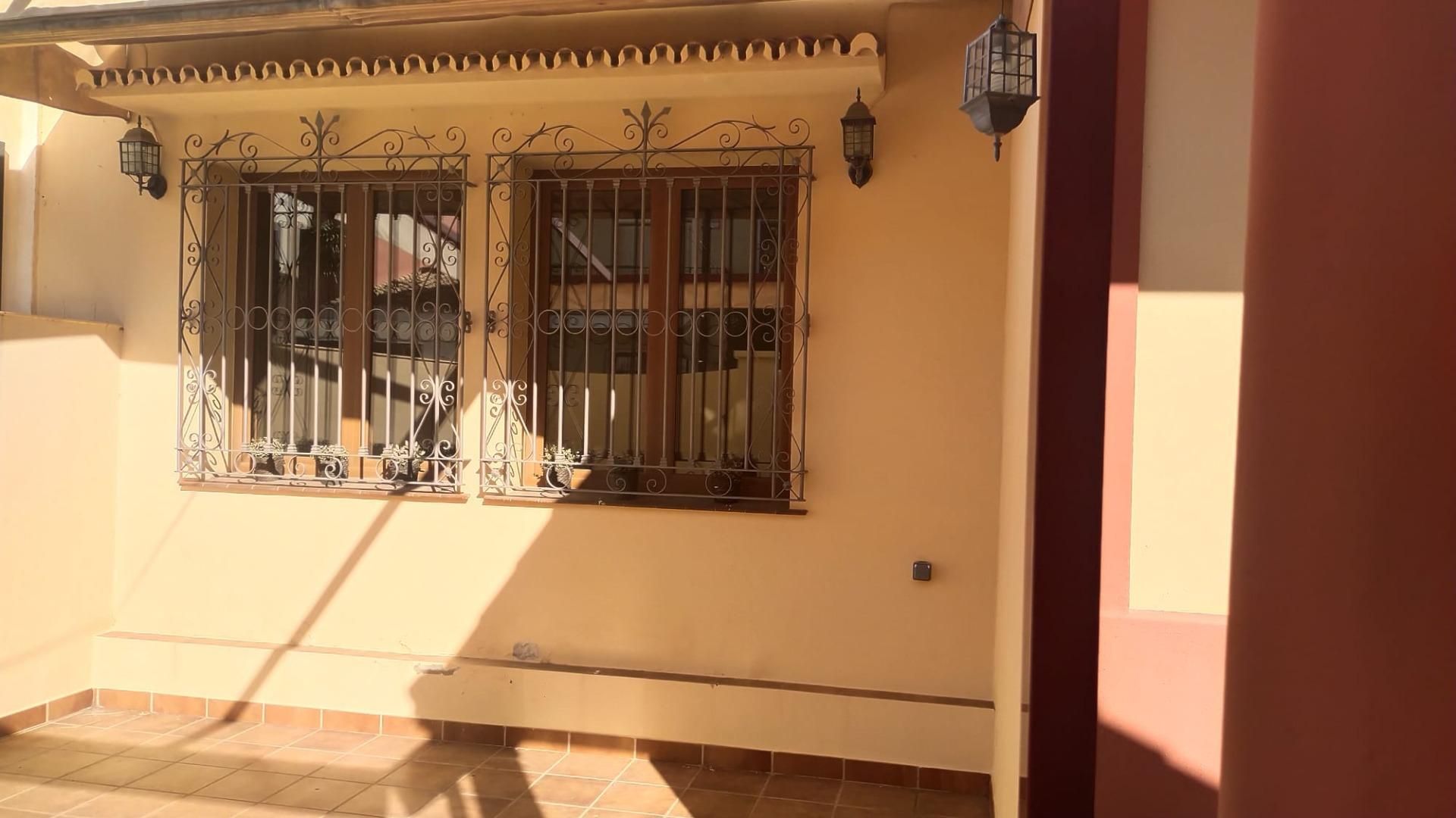 Single-family semi-detached for sale in Fuengirola  with Terrace