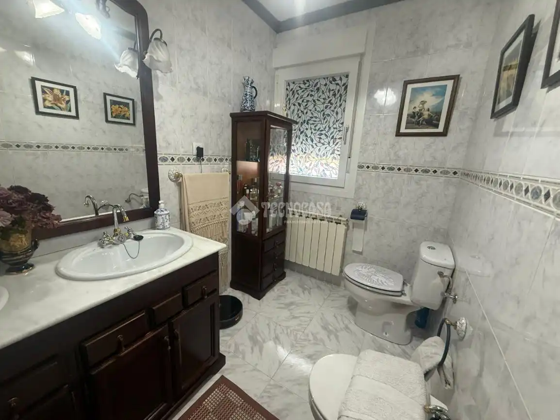 Bathroom of Detached homes for sale in Seseña