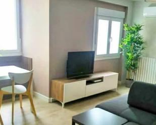 Living room of Flat to rent in  Tarragona Capital  with Furnished, Microwave and TV