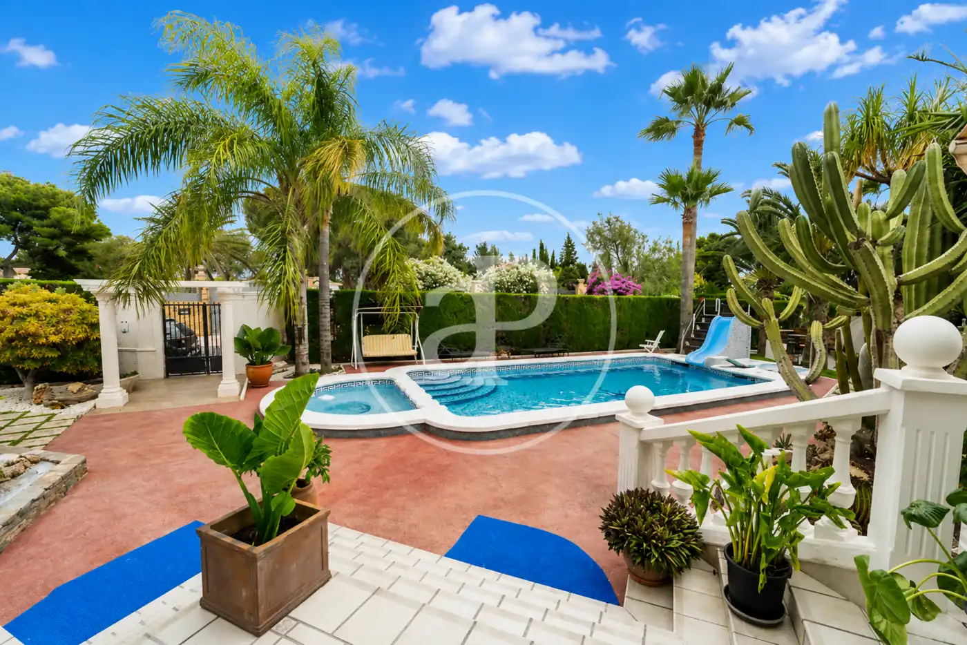 Swimming pool of Houses for sale in San Vicente del Raspeig / Sant Vicent del Raspeig  with Air Conditioner, Heating and Private garden