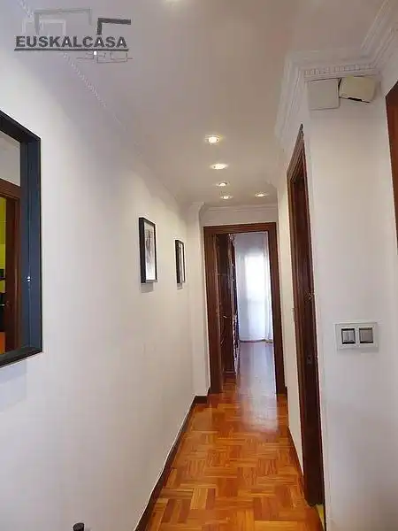 Apartamento en venta en Bilbao  con Trastero y Balcón