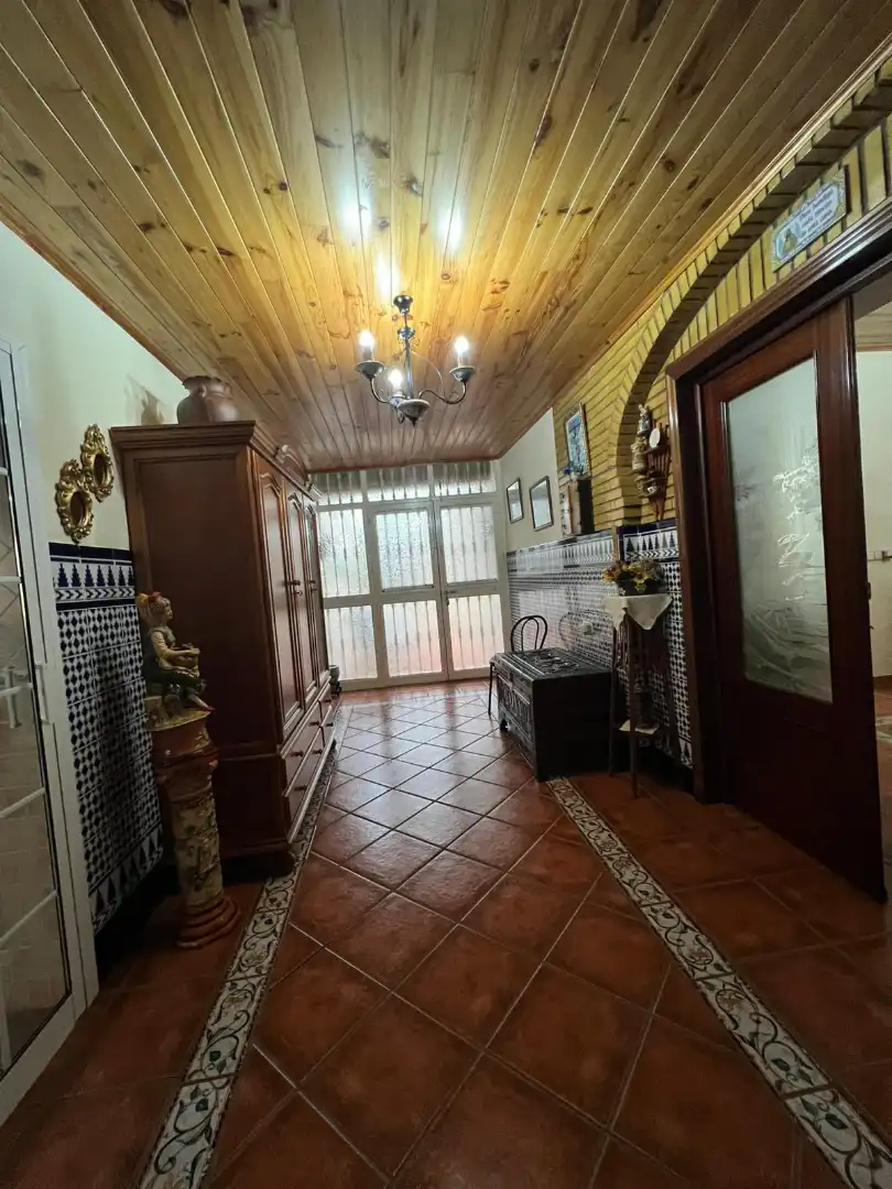Casa adosada en venda en Palomares del Río amb Aire condicionat, Calefacció i Jardí privat