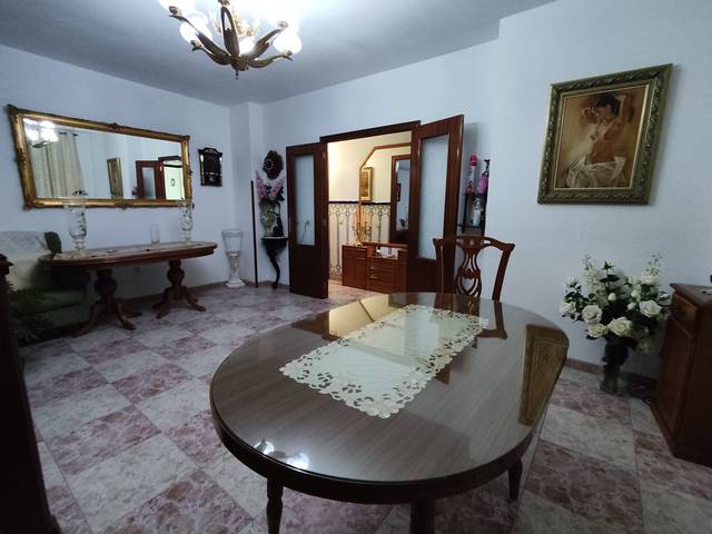 Casa adosada en Venta en Calle Toledo en Burguillos del Cerro