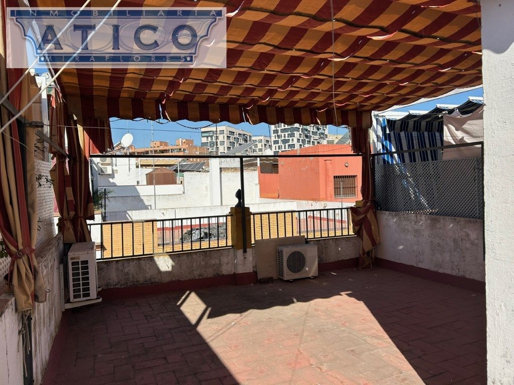 Terrace of House or chalet for sale in  Sevilla Capital