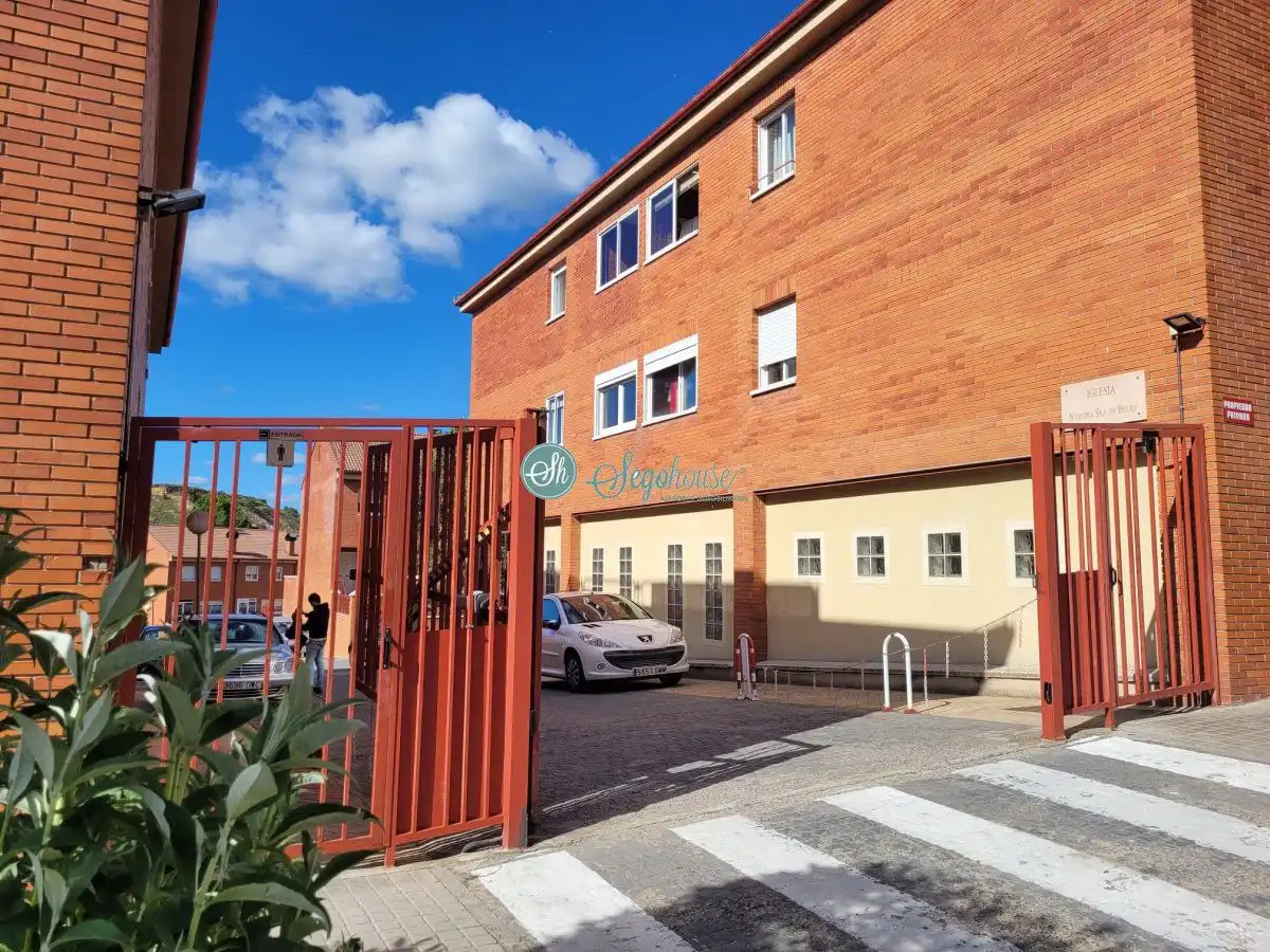 Exterior view of Apartments for sale in Segovia  with Heating, Parquet flooring and Terrace