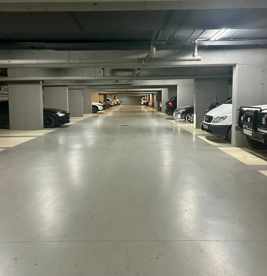 Parking de Dúplex en venta en Manresa con Calefacción, Jardín privado y Parquet