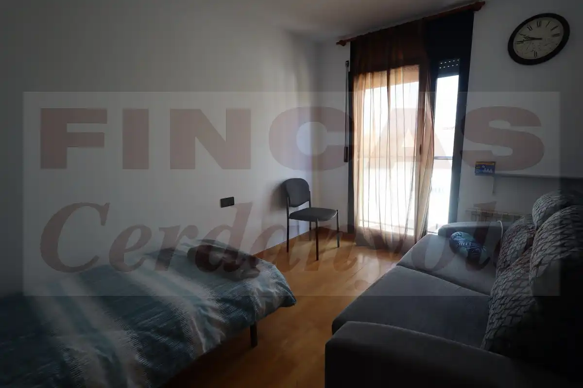 Dormitori de Casa adosada en venda en Cerdanyola del Vallès amb Aire condicionat, Calefacció i Terrassa