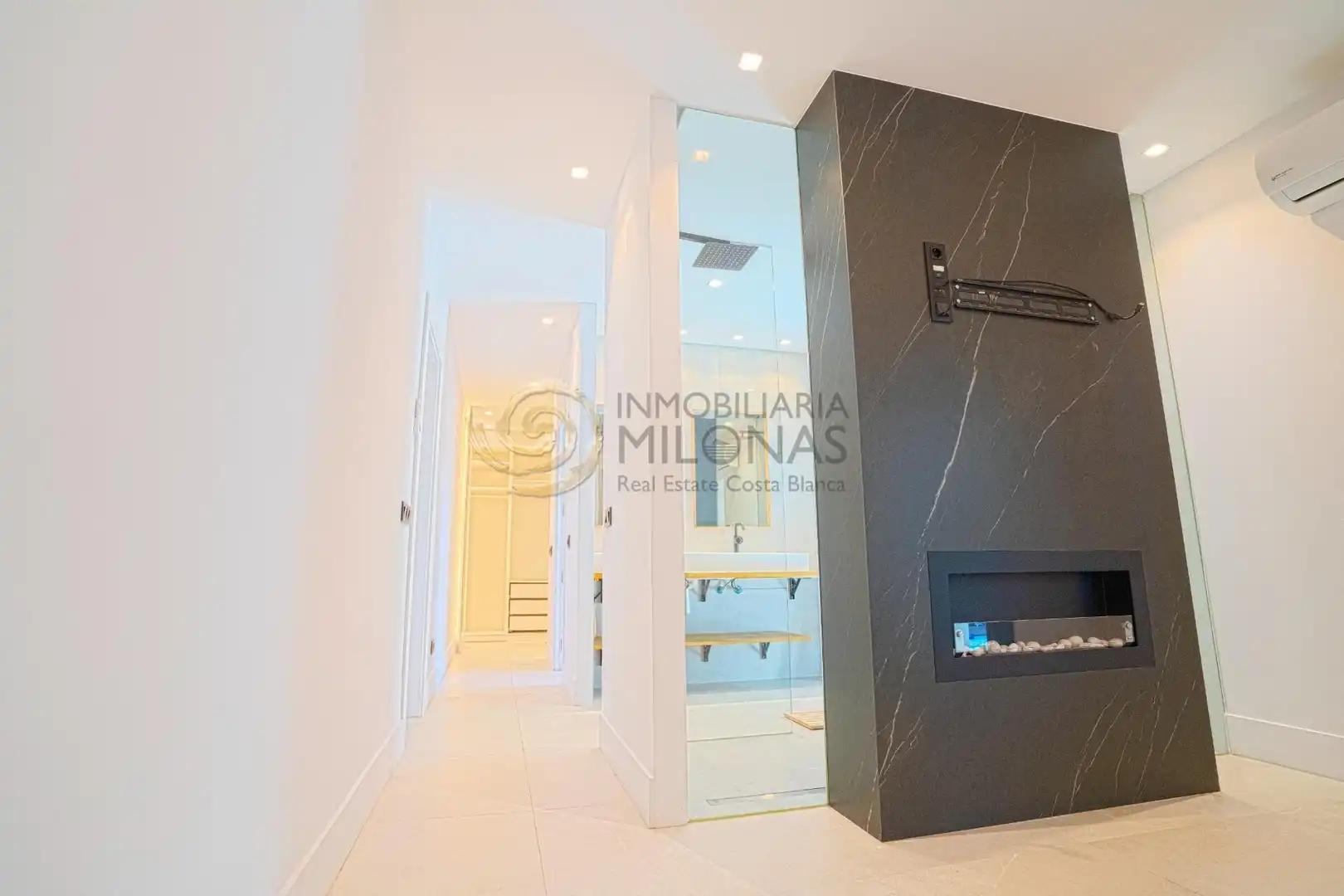 Casa o chalet en venta en L'Alfàs del Pi con Aire acondicionado, Jardín privado y Terraza