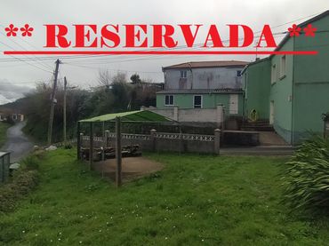 Casa amb jardí en venda a Lugar Fontao 6