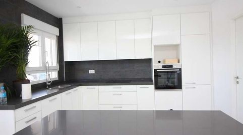 VILLA DE NUEVA CONSTRUCCIÓN DE ESTILO TRADICIONAL CON 5 DORMITORIOS EN PINOSO, imatge 2