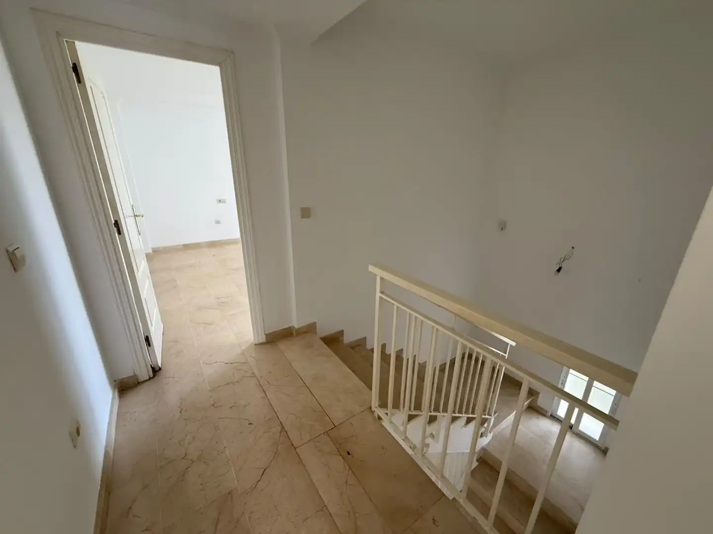 Dúplex en venta en Marbella con Calefacción, Terraza y Piscina comunitaria