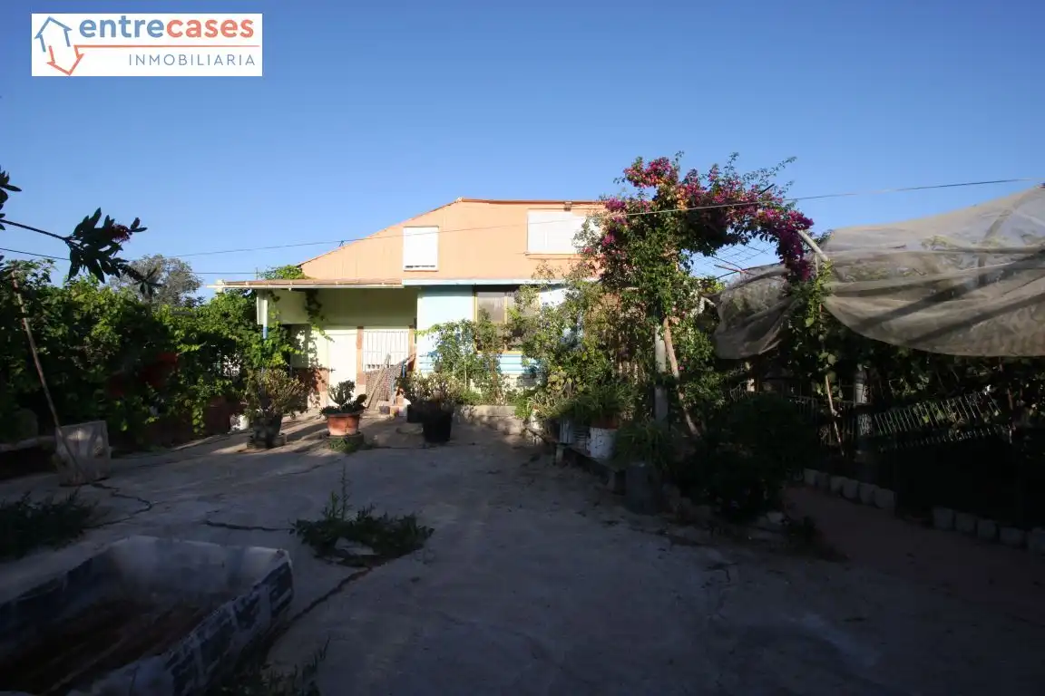Houses for sale in Corinto - Almarda