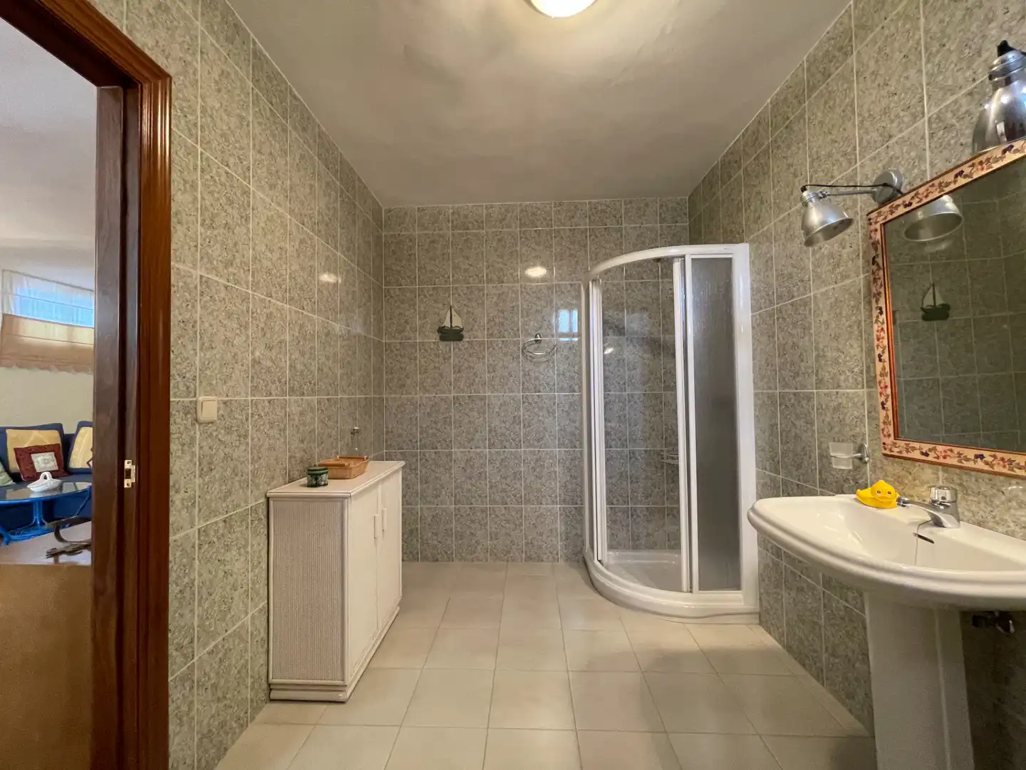 Bany de Casa o xalet en venda en Alhaurín de la Torre amb Aire condicionat, Calefacció i Jardí privat