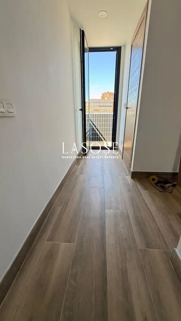 Terrassa de Casa o xalet en venda en Barcelona amb Aire condicionat, Calefacció i Terrassa