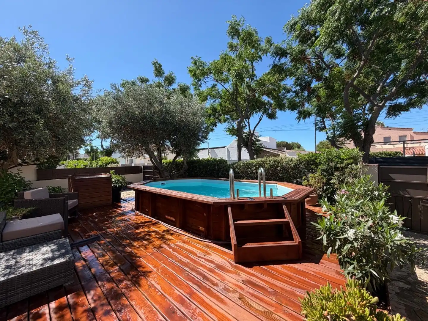 Casa amb jardí en venda a Requesens 171a, imagen 3