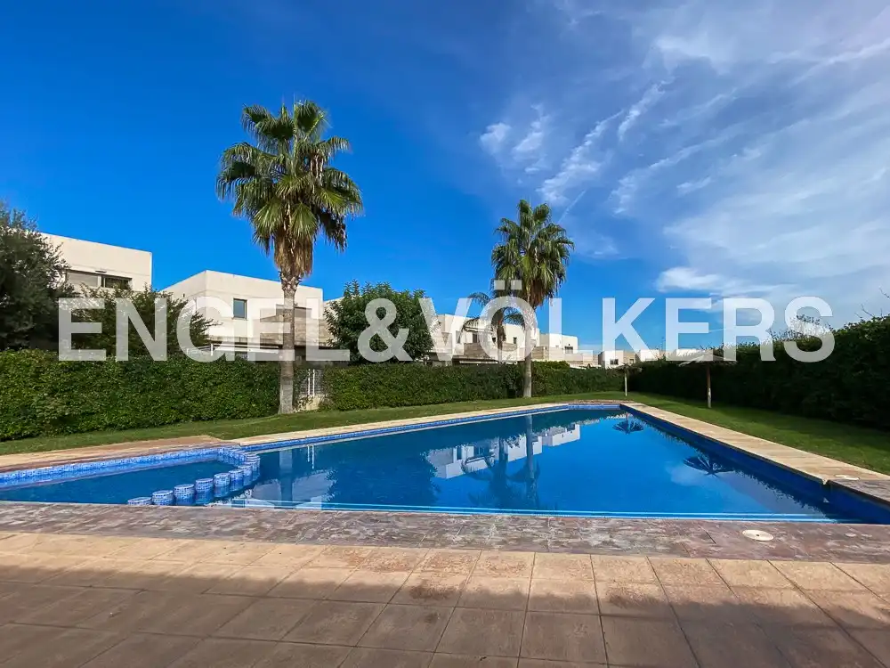 Maison mitoyenne avec piscine à louer à Torre en Conill - Cumbres de San Antonio, imagen 47