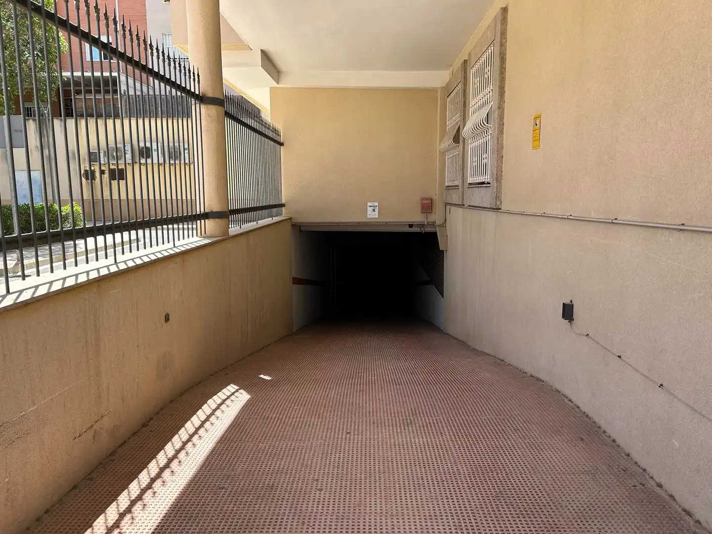 Aparcament amb ascensor en venda a Calle Nepal, imagen 4