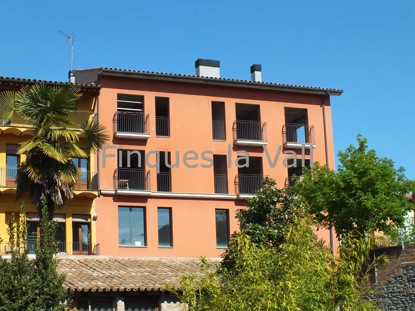 Exterior view of Flat for sale in Roda de Ter  with Heating, Oven and Balcony