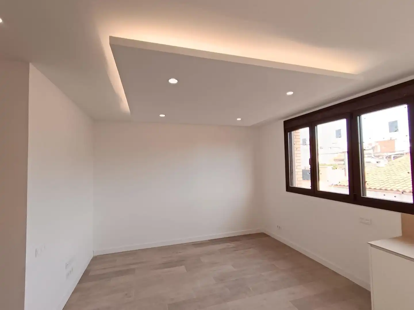 Bedroom of Flat for sale in Sabadell  with Air Conditioner, Terrace and Storage room