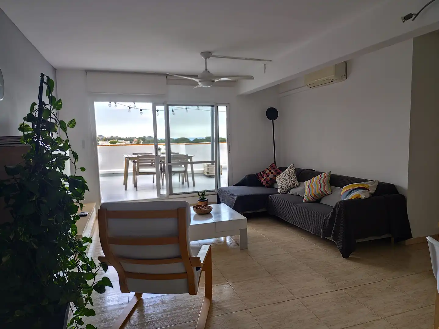 Sala d'estar de Pis en venda en L'Ampolla amb Aire condicionat, Terrassa i Moblat