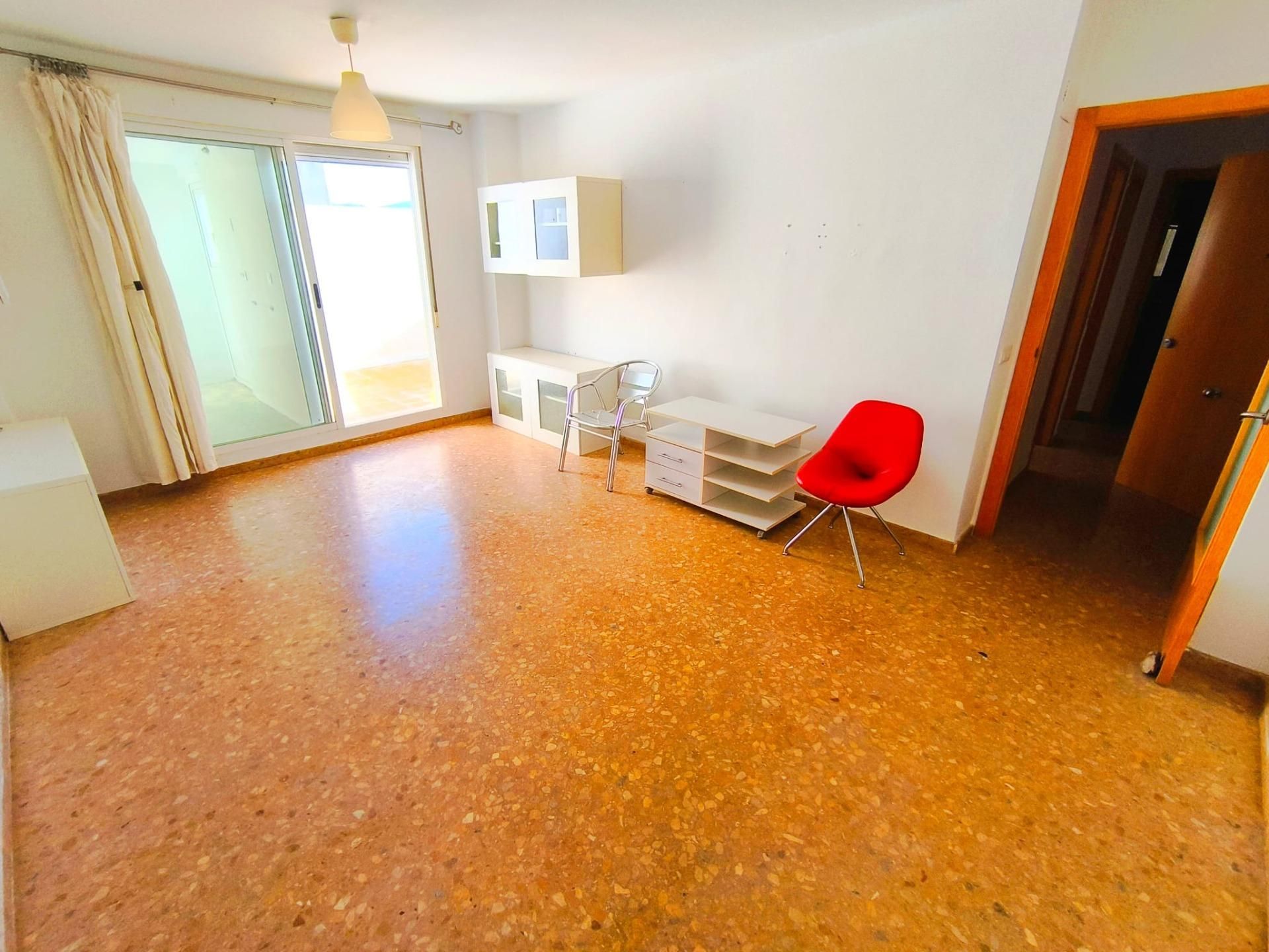 Flat for sale in  SIERRA DE PINA, Ciutat del Transport - La Salera