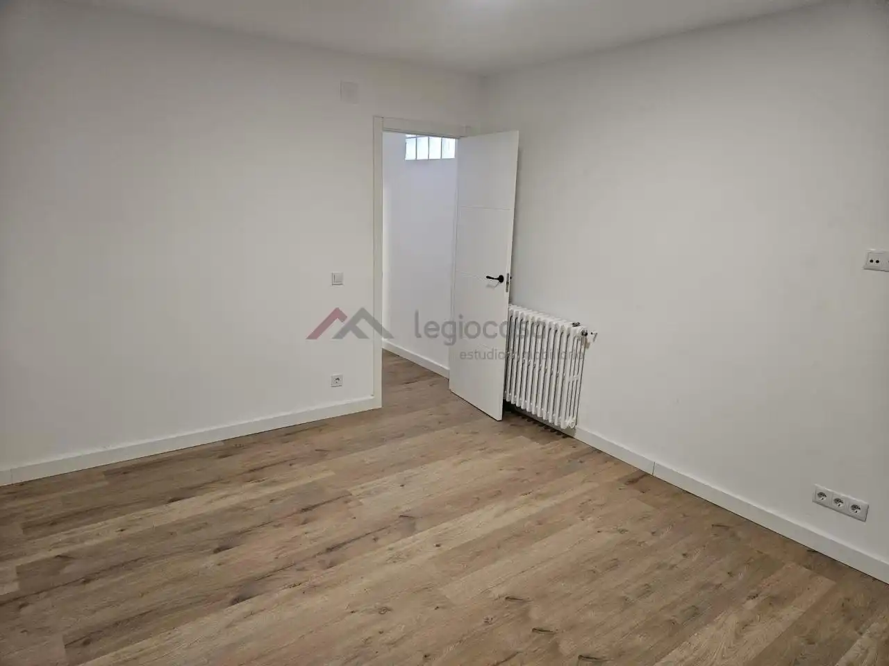 Piso en venta en León Capital  con Calefacción, Terraza y Trastero