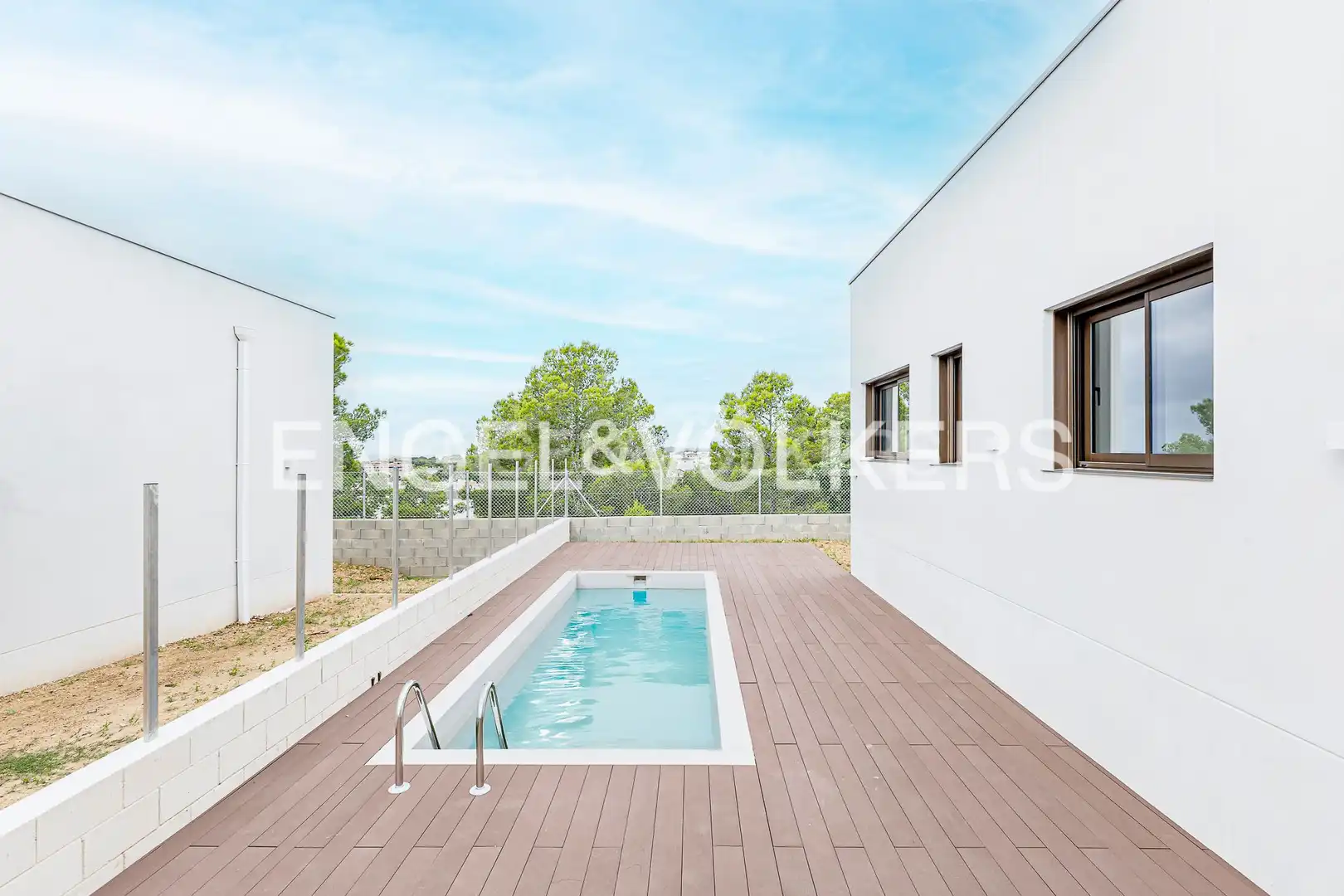 Piscina de Casa o chalet en venta en El Vendrell con Aire acondicionado, Calefacción y Jardín privado