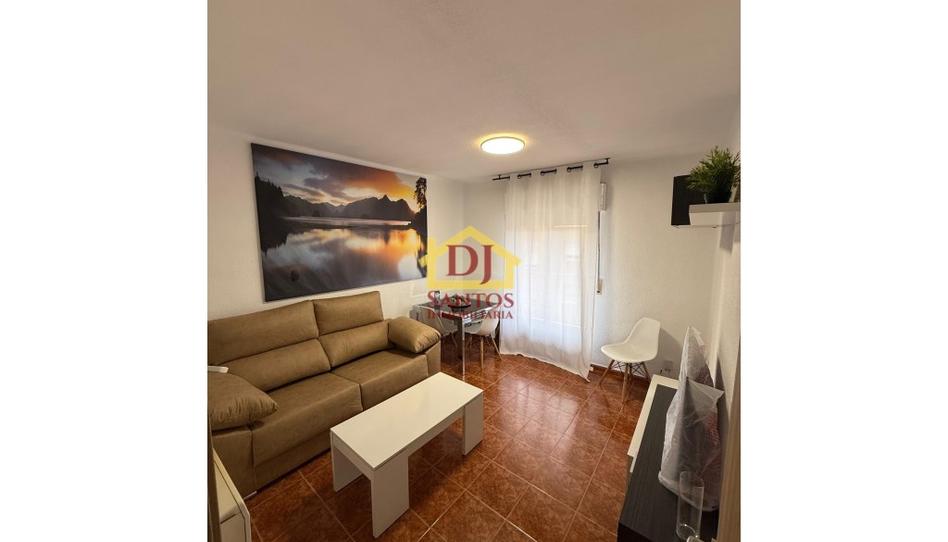 Foto 1 de Piso de alquiler en Calle Arapiles, San Bernardo, Salamanca