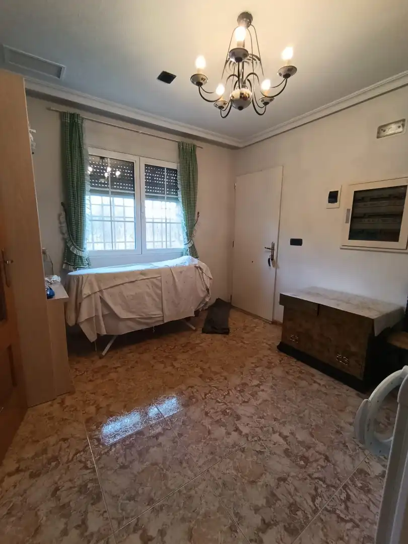 Bedroom of Houses for sale in Buendía  with Air Conditioner, Heating and Private garden